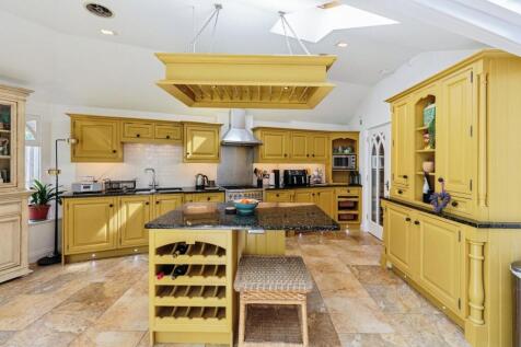 Property Image 4
