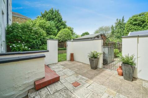 Property Image 11
