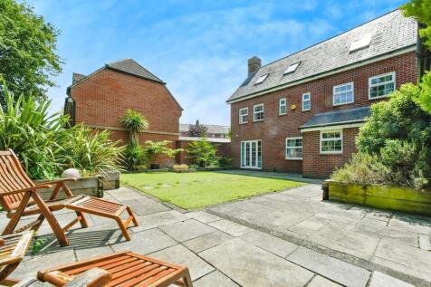 Property Image 32