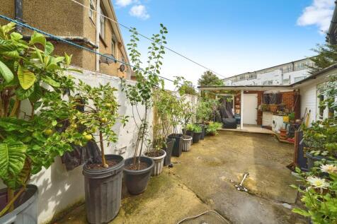 Property Image 16