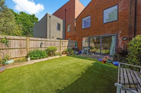 Property Image 12