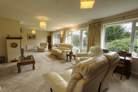 Living Room 3