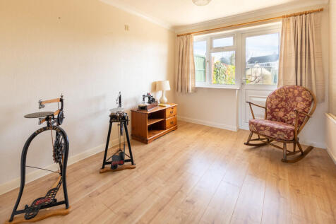 Living Room 1C