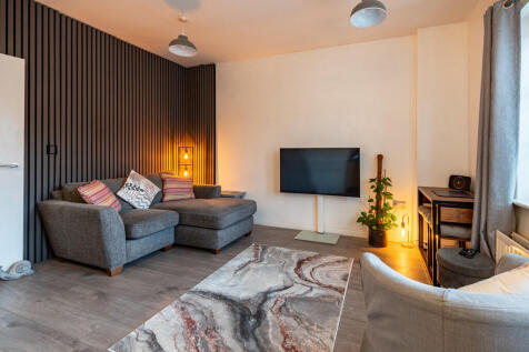 Living Room 1B
