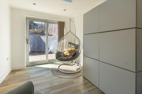Living Room 1D