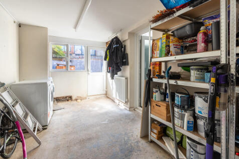 Garage 1A