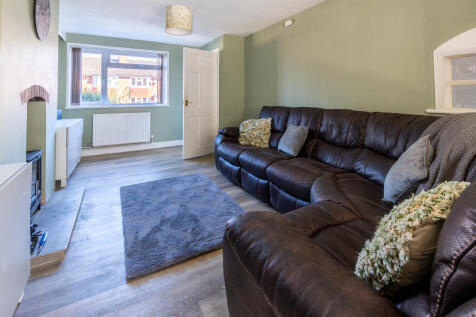 Living Room 1B