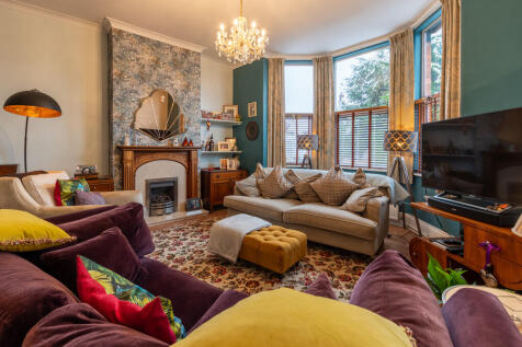 Living Room 3