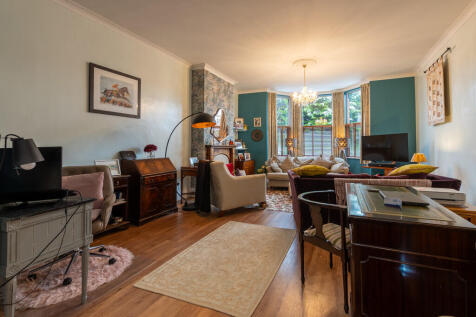 Living Room 5