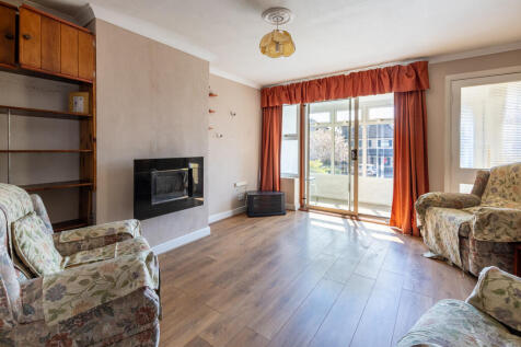 Living Room 1B