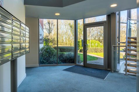 Entrance 1