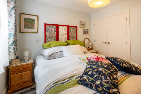 Bedroom 1B