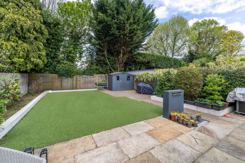 32 Clive Road, TW...