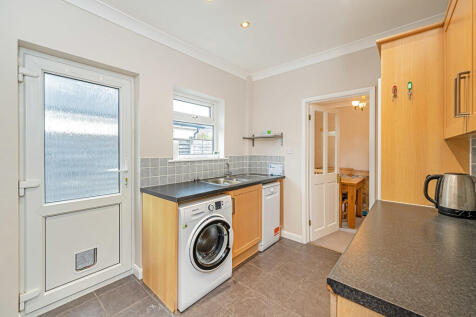 28, Lime Grove, T...