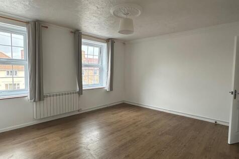 Living room 2