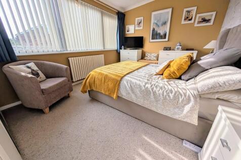 PXL_20251002_0845...