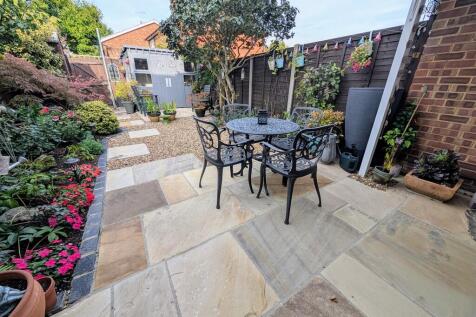 PXL_20251002_0902...