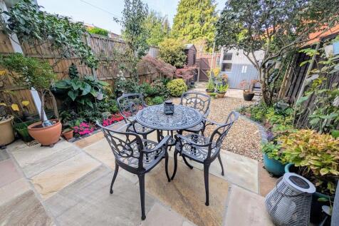 PXL_20251002_0903...