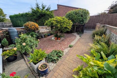 PXL_20251002_0917...