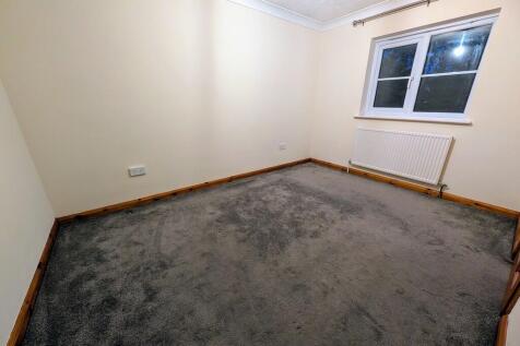 PXL_20251029_1639...