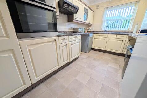 PXL_20251119_1015...