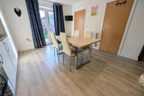 PXL_20251125_0949...