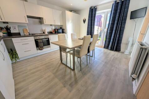 PXL_20251125_0949...