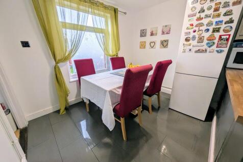 PXL_20251008_1006...