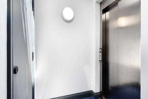 flat 11 lift