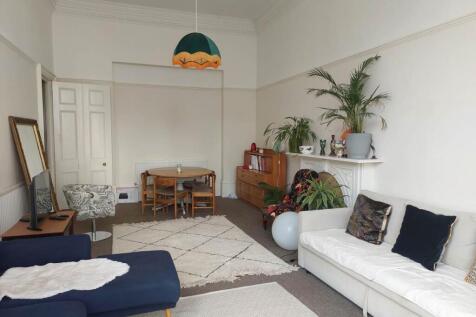 Front room (2)