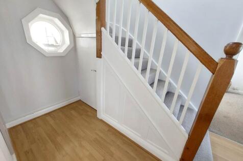 Entrance Hall2