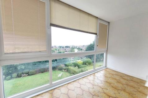 Enclosed balcony
