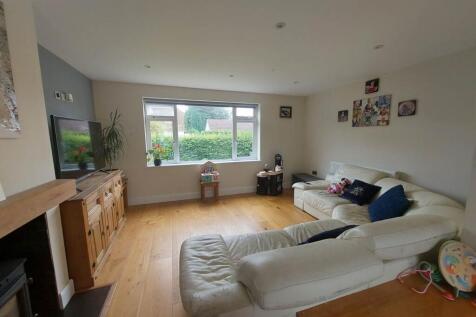 Living room (2)