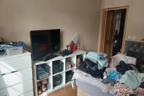 Ground floor bedroom