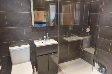 Ground floor en-suit