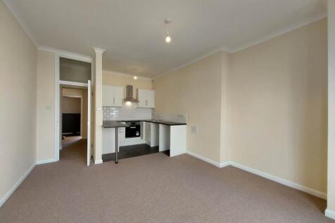 Open plan kitchen &