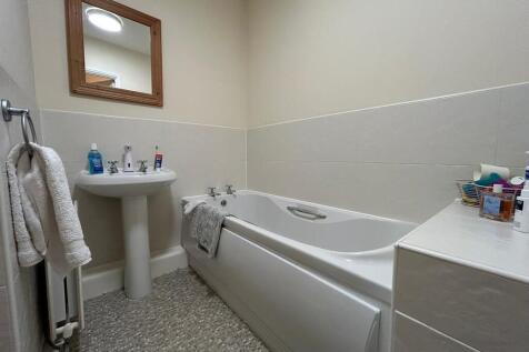 IMG-20250211-WA00...