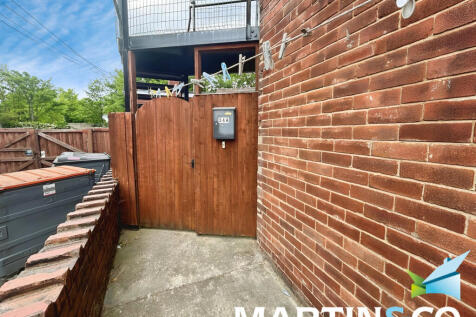 7ffb8063-IMG-2025...