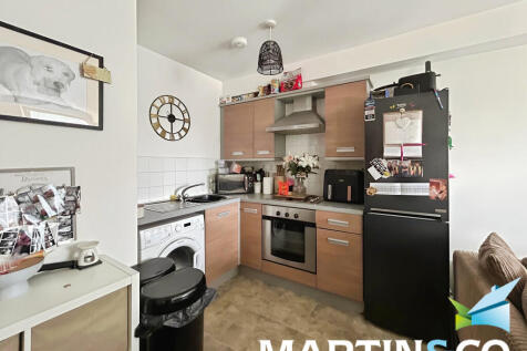 f4705e02-IMG-2025...