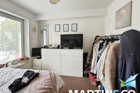 484404a5-IMG-2025...