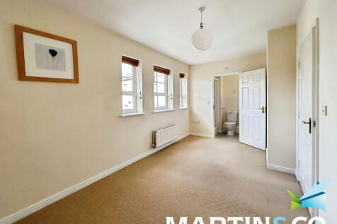 137f37e6-IMG-2025...