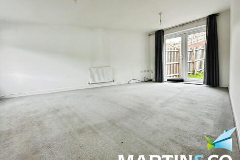 825321c7-IMG-2025...