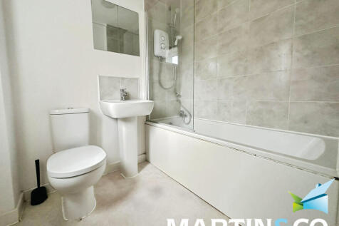 1f373562-IMG-2025...