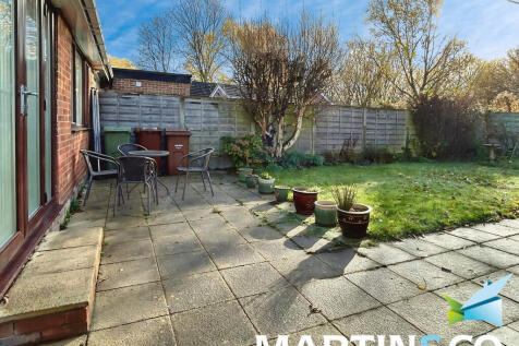 ce904c41-IMG-2025...