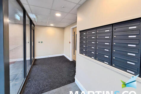 e9ca0e76-IMG-2025...