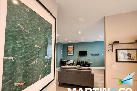 a990c5d0-IMG-2025...