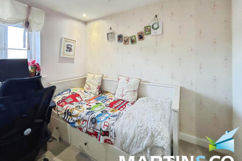 dd292205-IMG-2025...