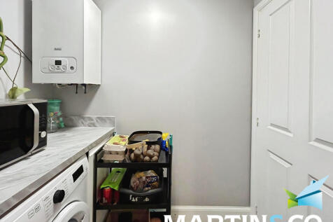 eaf937f5-WhatsApp...