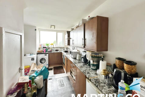 7d0cd783-IMG-2024...