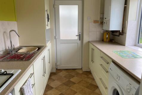 Kitchen 5.jpg